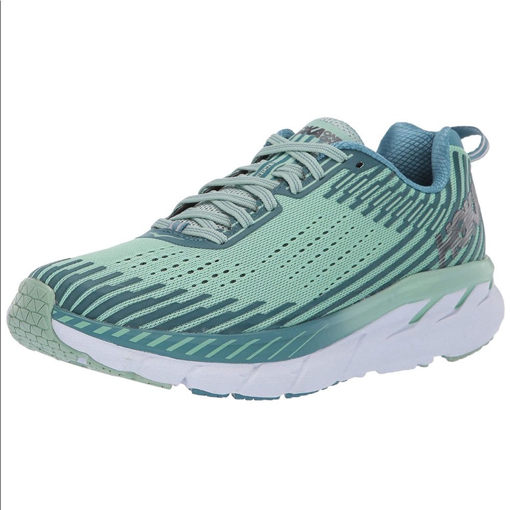 Hoka Clifton 5 size 9.5